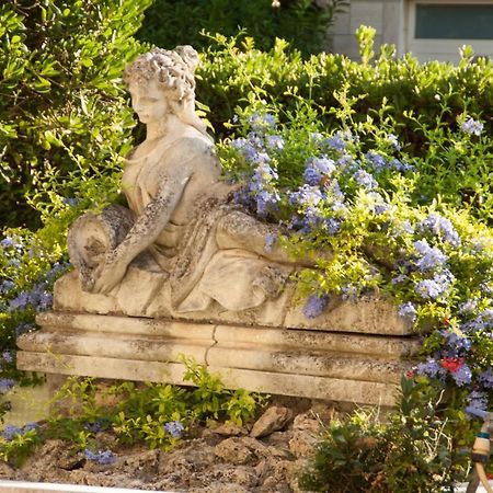 La Gran Dama Bed & Breakfast โรเซโต เดญา อาบรูซซี ภายนอก รูปภาพ