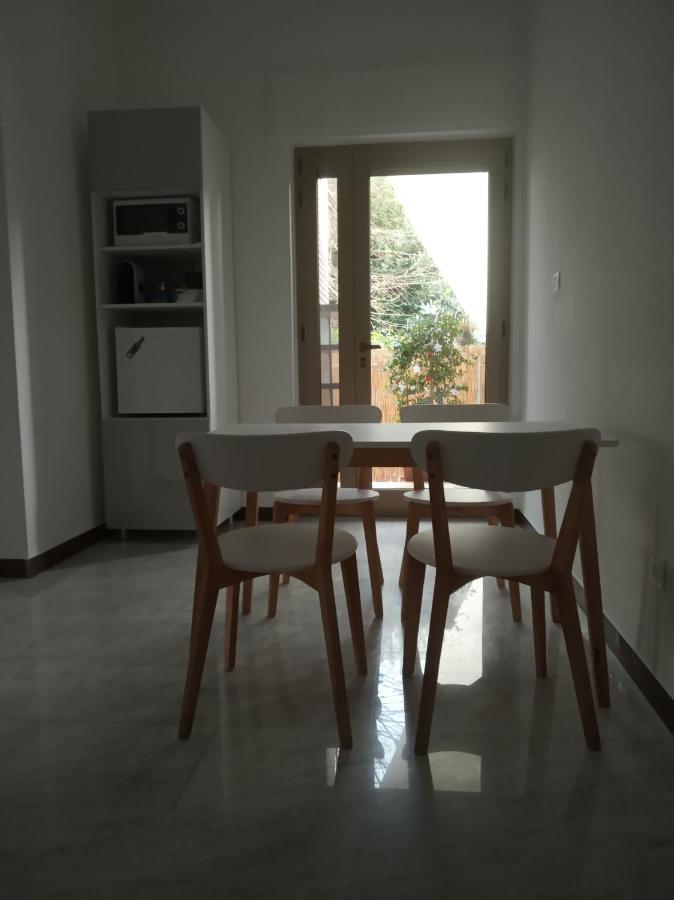 La Gran Dama Bed & Breakfast โรเซโต เดญา อาบรูซซี ภายนอก รูปภาพ